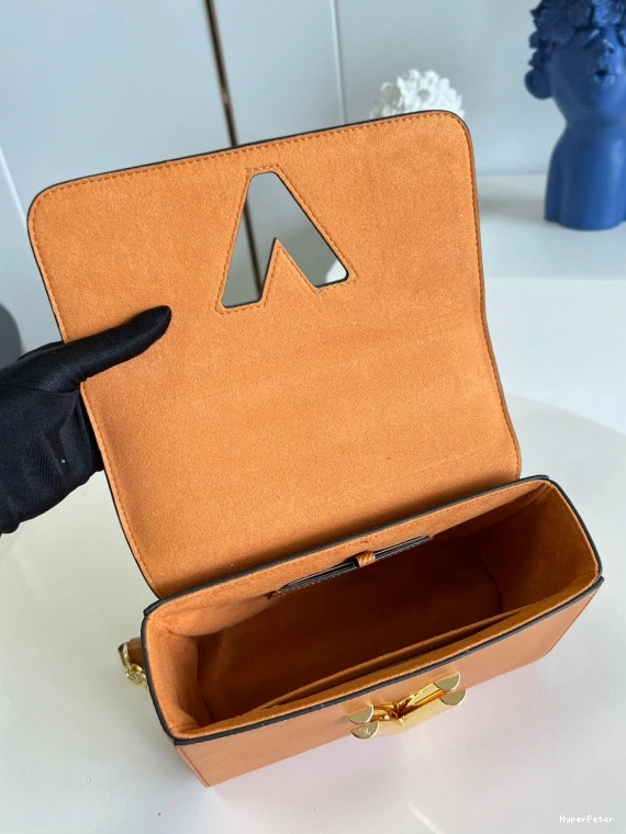 VUITTON LOUIS TWIST MM 0803